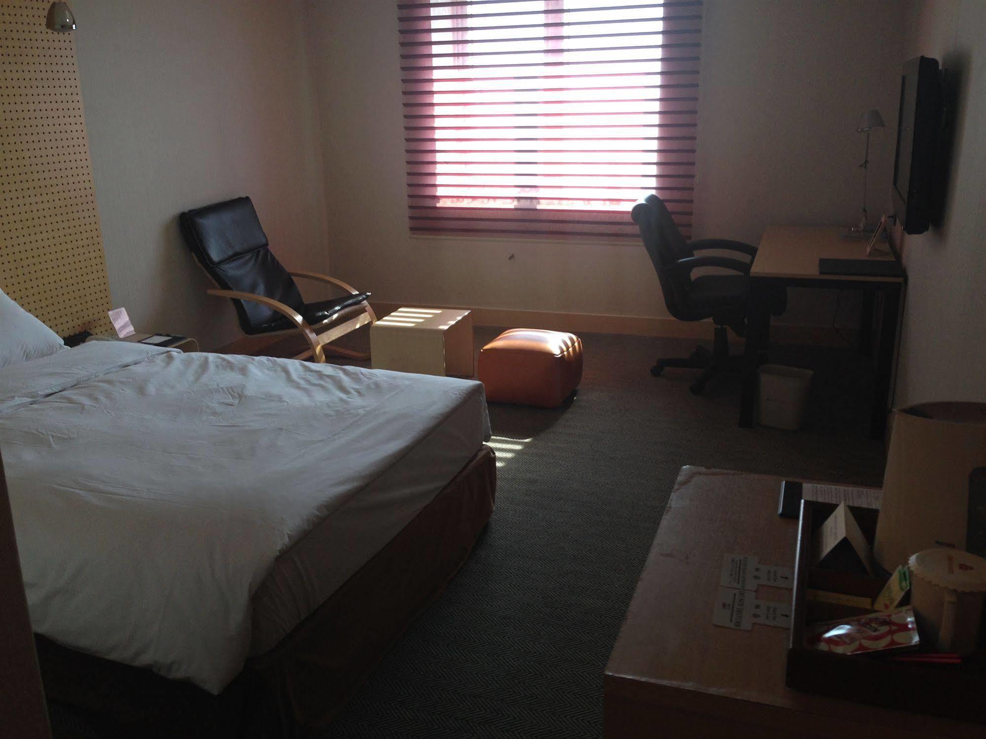 Changwon Hotel Exterior photo